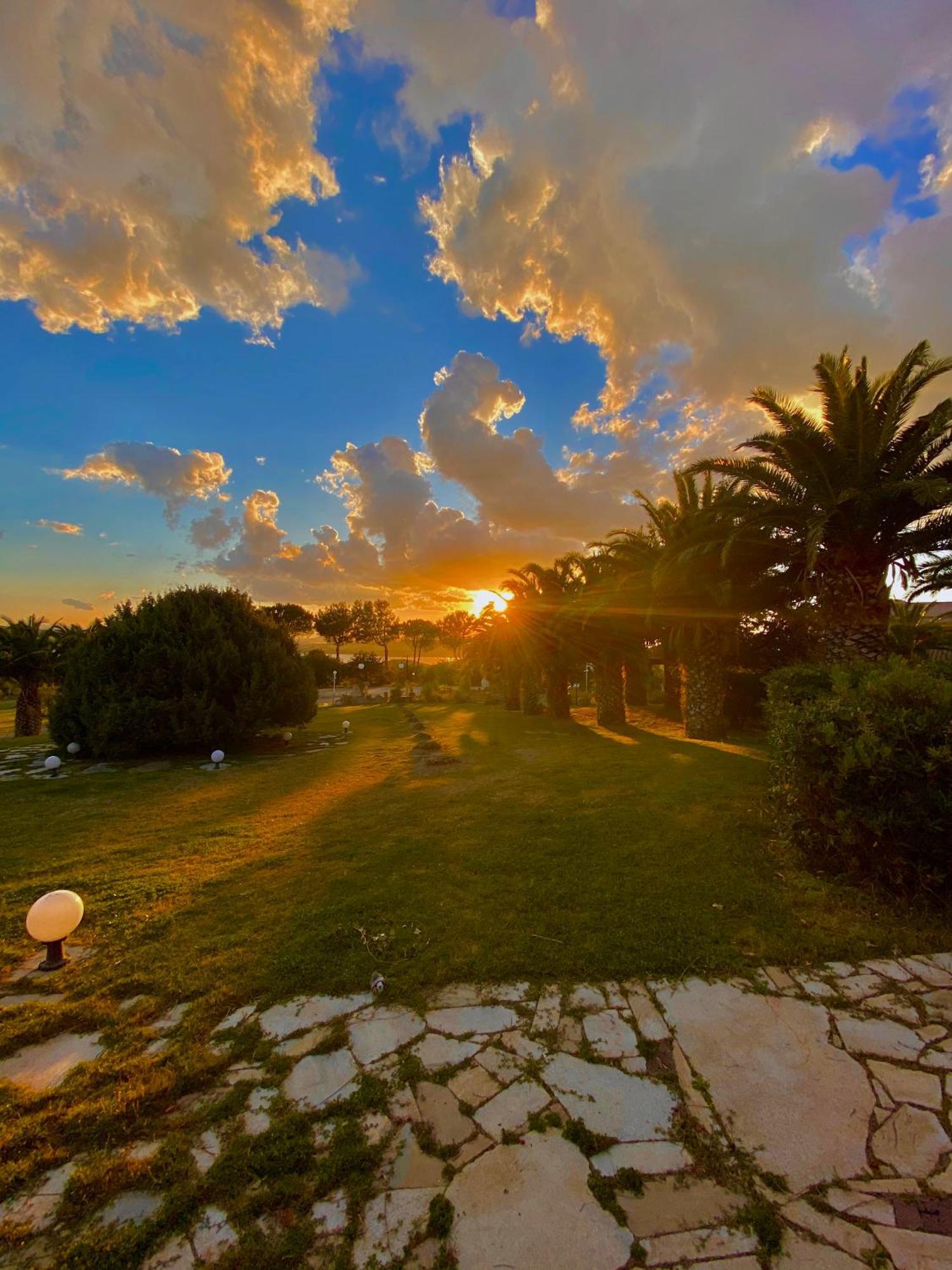 Hotel I Ginepri Quartucciu Exterior photo