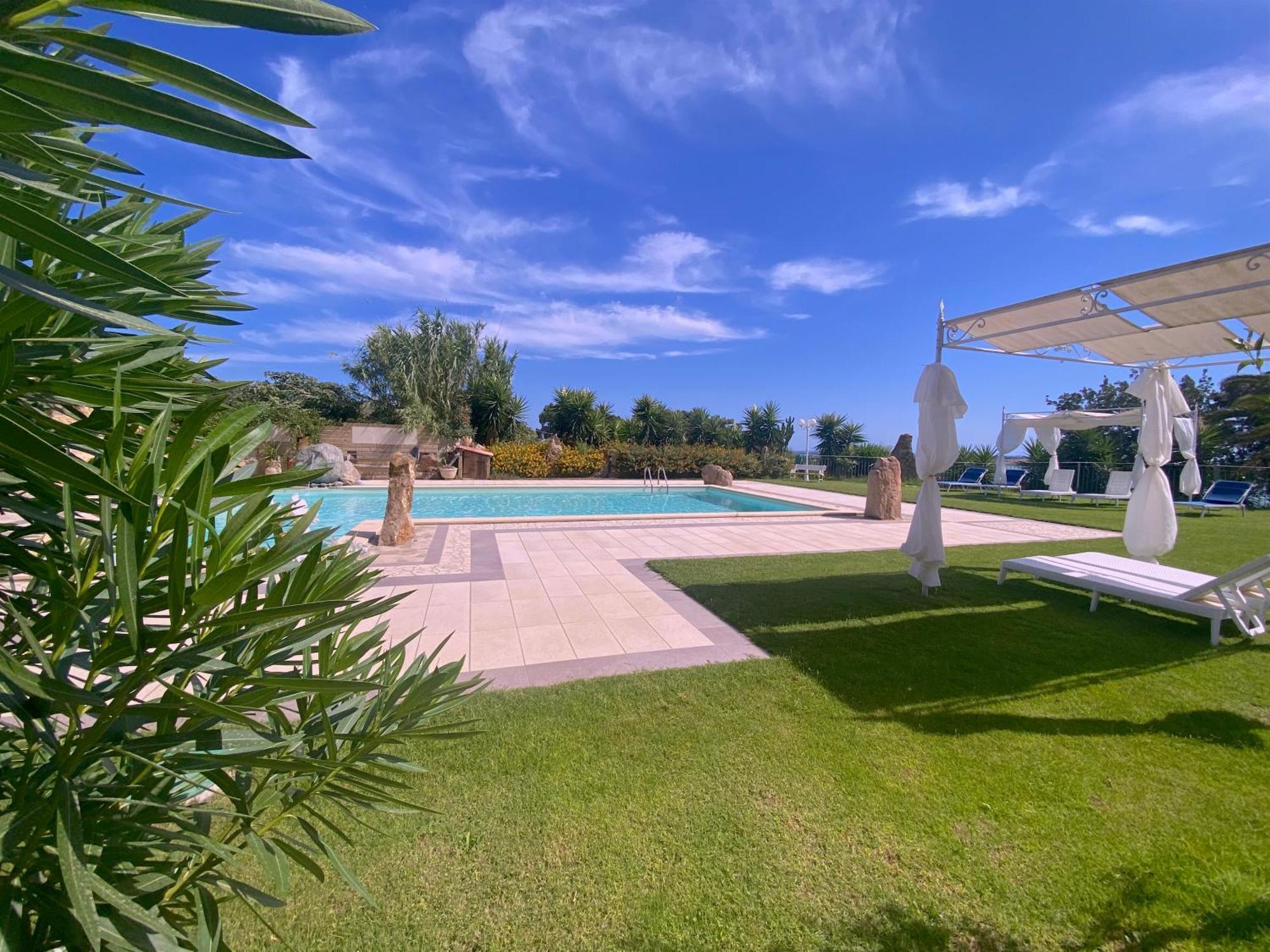 Hotel I Ginepri Quartucciu Exterior photo
